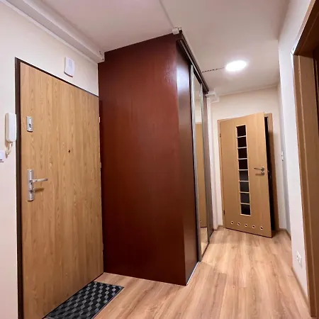 Komfortowy W Ustroniu, 57m2, Dwie Sypialnie, Darmowy Ogrodzony Parking, Osobna Kuchnia, Blisko Czantoria I Szlaki Piesze Apartment Ustron